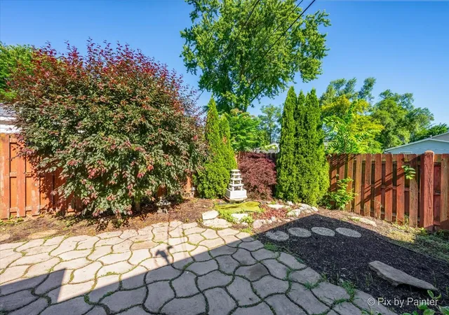 Homes for sale in Island Lake, IL | 3911 Eastway Dr, Island Lake, IL 60042 | MLS# 12684904