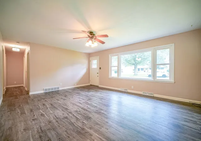 Photo 4 of Sale Pending at 507 W 1st Street, Mount Morris, IL 61054 | MLS# 12684912 | Listing updated on 2026-09-11