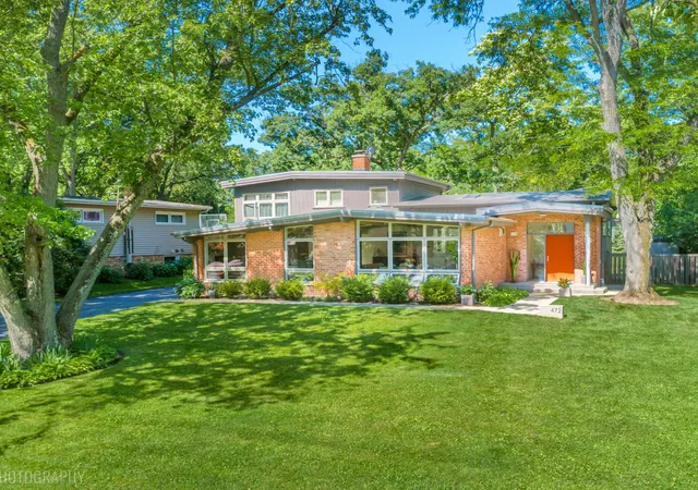Homes for sale in Lake Bluff, IL | 472 Lincoln Ave, Lake Bluff, IL 60044 | MLS# 12684991