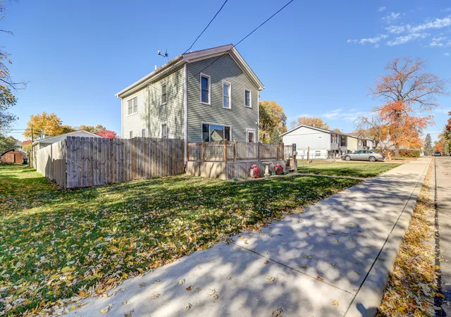 Homes for sale in Sterling, IL | 1303 Johnson Ave, Sterling, IL 61081 | MLS# 12684998