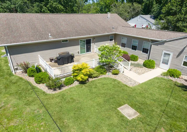 Homes for sale in Salem, IL | 508 Indiana Ave, Salem, IL 62881 | MLS# 12685002