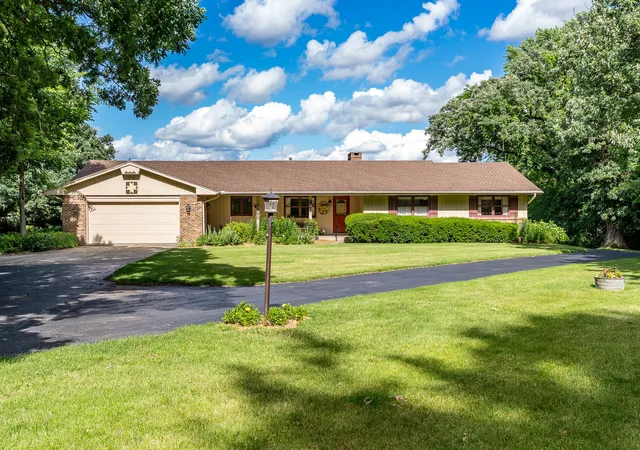 Homes for sale in Belvidere, IL | 7889 Shaw Rd, Belvidere, IL 61008 | MLS# 12685013