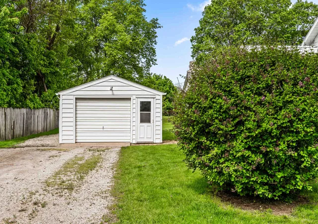 Homes for sale in Stanford, IL | 122 E Main St, Stanford, IL 61774 | MLS# 12685029