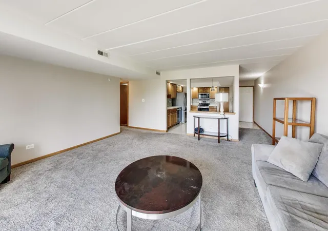 Homes for sale in Orland Park, IL | 9750 Koch Ct #2F, Orland Park, IL 60467 | MLS# 12685042