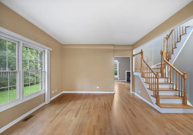 Homes for sale in Glenview, IL | 1812 Monroe Ct, Glenview, IL 60025 | MLS# 12685049