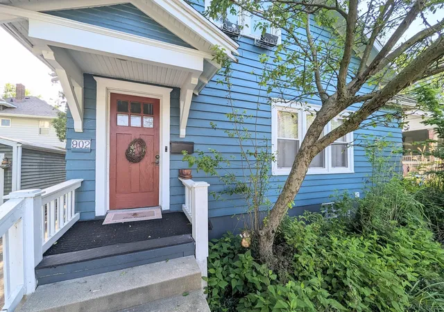 Homes for sale in Urbana, IL | 902 S Orchard St, Urbana, IL 61801 | MLS# 12685064