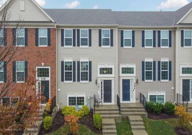 Homes for sale in Grayslake, IL | 582 Cannonball Dr #582, Grayslake, IL 60030 | MLS# 12685121