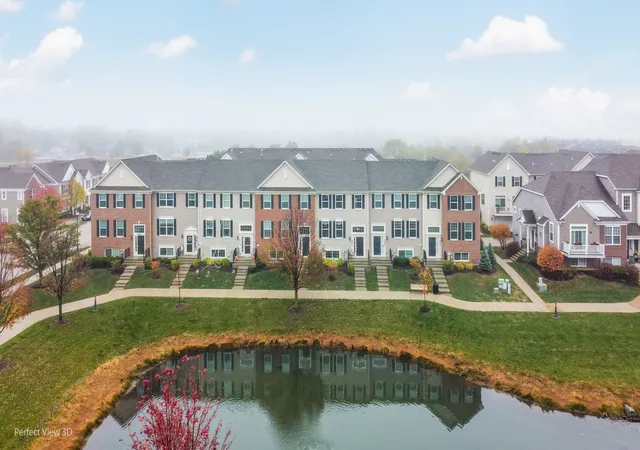 Homes for sale in Grayslake, IL | 582 Cannonball Dr #582, Grayslake, IL 60030 | MLS# 12685121