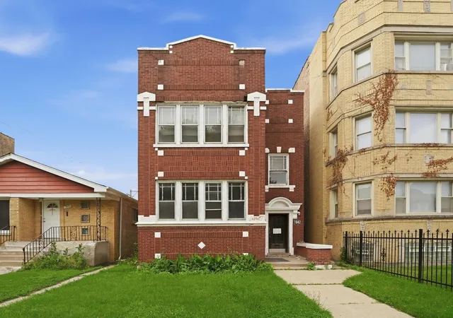 Homes for sale in Chicago, IL | 7842 S Constance Ave, Chicago, IL 60649 | MLS# 12685137