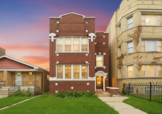 Homes for sale in Chicago, IL | 7842 S Constance Ave, Chicago, IL 60649 | MLS# 12685137