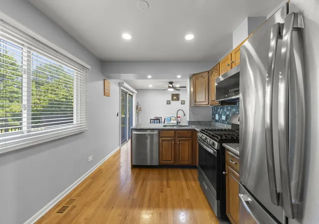 4th image of 1748 Bucknell Ct, Naperville, IL 60565 | MLS# 12685176
