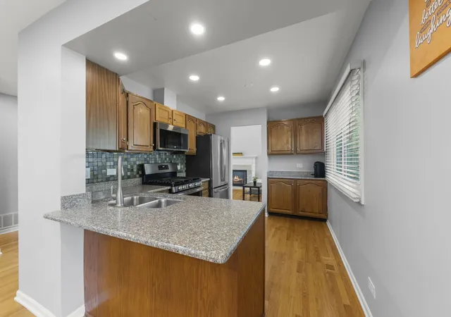 5th image of 1748 Bucknell Ct, Naperville, IL 60565 | MLS# 12685176