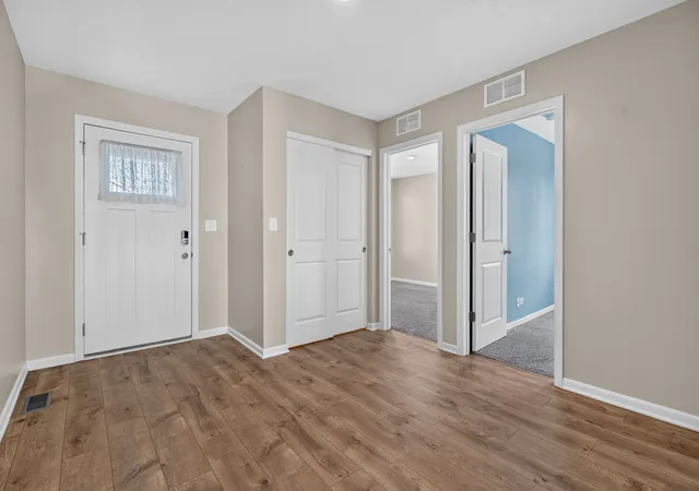 4th image of 1935 Moran Dr, Shorewood, IL 60404 | MLS# 12685237