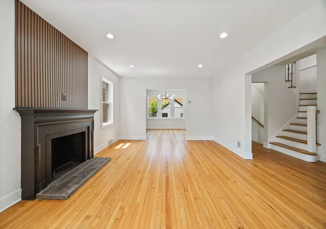 3rd image of 11304 S Lowe Ave, Chicago, IL 60628 | MLS# 12685258