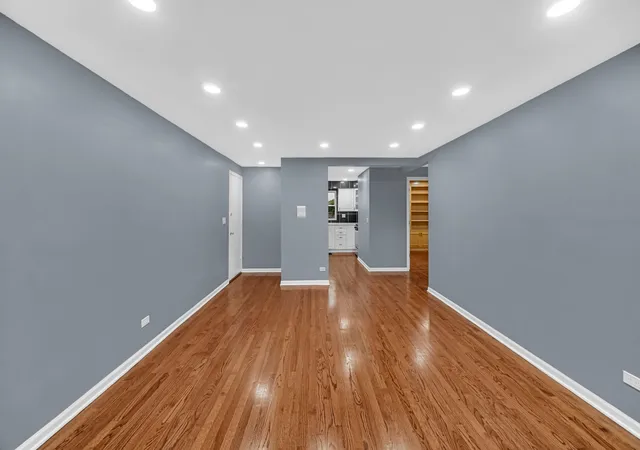 5th image of 5700 W Montrose Ave #3D, Chicago, IL 60634 | MLS# 12685268