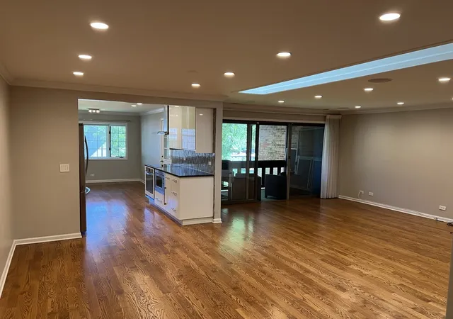 4th image of 7632 W Arquilla Dr, Palos Heights, IL 60463