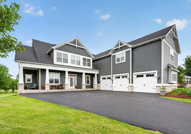 Photo 1 of Single family home for sale at 5516 Jennifer Ct, Yorkville, IL 60560 | MLS# 12685308 | Listing updated on 2026-10-07