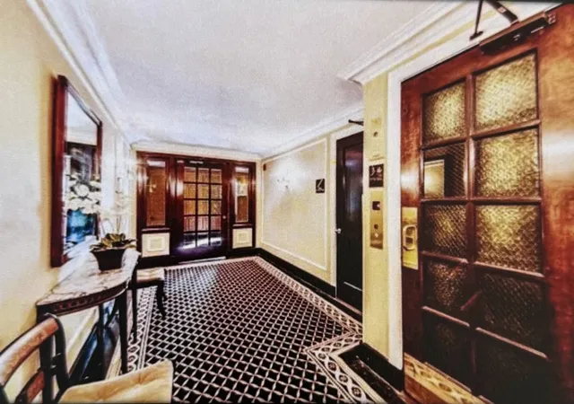 3rd image of 6334 N Sheridan Rd #2C, Chicago, IL 60660 | MLS# 12685374