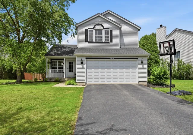 Homes for sale in Plainfield, IL | 2054 Winding Lakes Dr, Plainfield, IL 60586 | MLS# 12685378
