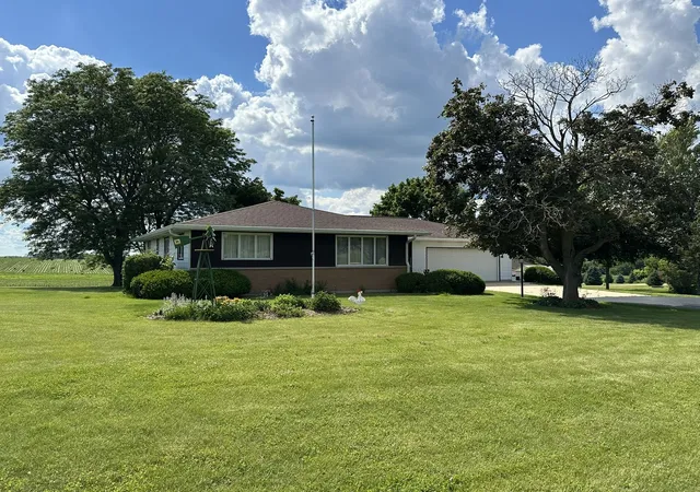 Homes for sale in Freeport, IL | 4430 Il Rte 26 N, Freeport, IL 61032 | MLS# 12685447