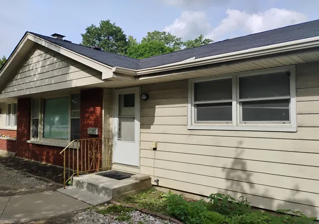 Photo 2 of Single family home for sale at 234 N Butterfield Rd, Libertyville, IL 60048 | MLS# 12685457 | Listing updated on 2026-06-29