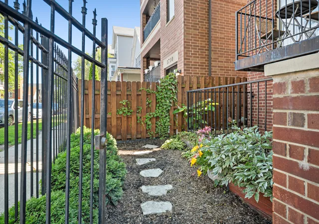Homes for sale in Chicago, IL | 1712 N Albany Ave #1, Chicago, IL 60647 | MLS# 12685469