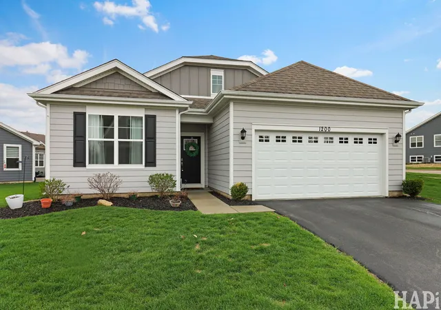 Homes for sale in Woodstock, IL | 1200 Redtail Cir, Woodstock, IL 60098 | MLS# 12685477