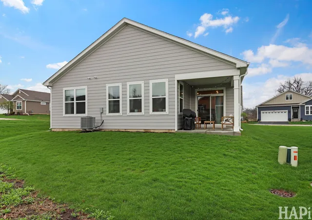 Homes for sale in Woodstock, IL | 1200 Redtail Cir, Woodstock, IL 60098 | MLS# 12685477