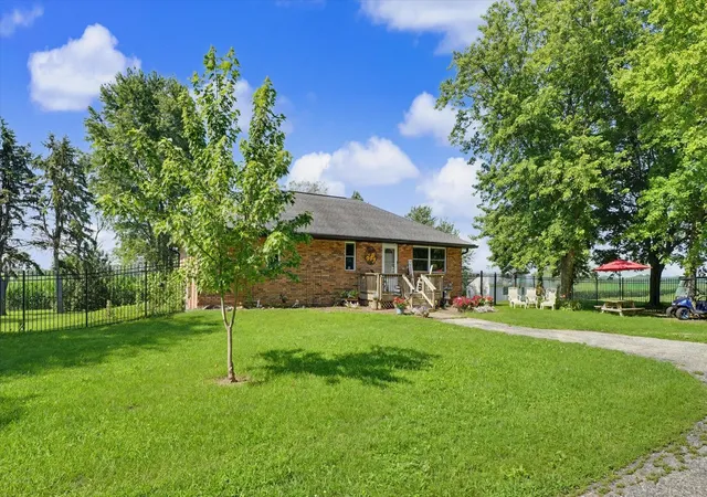 Homes for sale in Mansfield, IL | 1413 E 2950 North Rd, Mansfield, IL 61854 | MLS# 12685487