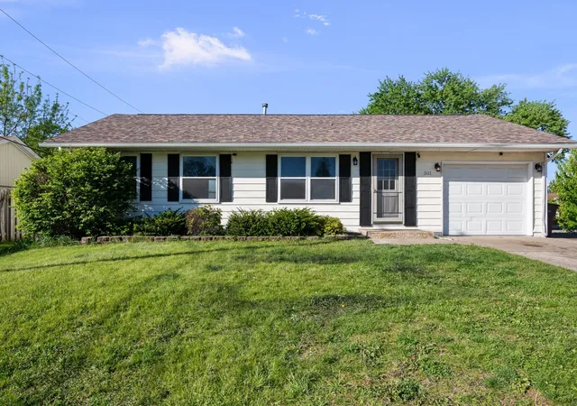Homes for sale in Milan, IL | 301 30th Ave W, Milan, IL 61264 | MLS# 12685502