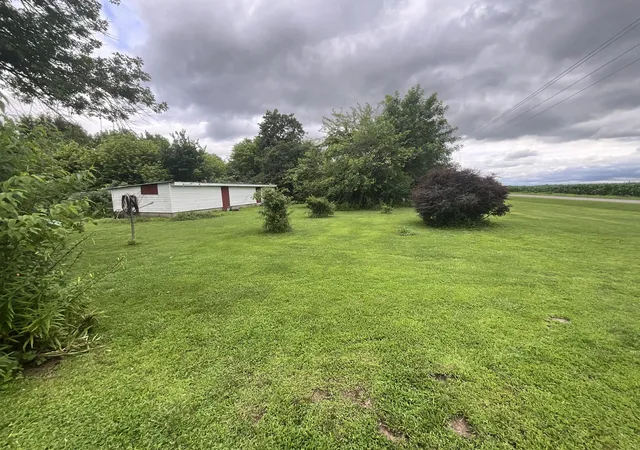 4th image of 990 N 1875 St, St Peter, IL 62880 | MLS# 12685517