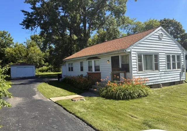 2nd image of 1822 Terrace Rd, Homewood, IL 60430 | MLS# 12685558