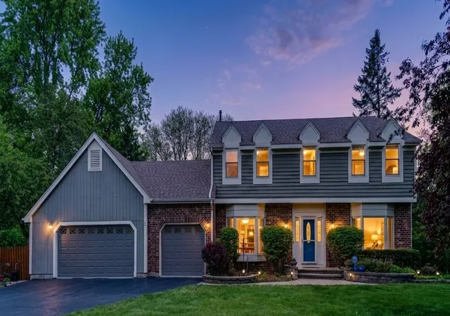 Homes for sale in Long Grove, IL | 5544 Oak Grove Dr, Long Grove, IL 60047 | MLS# 12685559