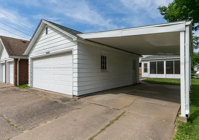 Homes for sale in East Moline, IL | 2338 7th St, East Moline, IL 61244 | MLS# 12685575