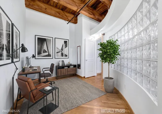 Listing Photo 4 - Condo for sale in building located at 732 S Financial Pl, Chicago, IL 60605 - Unit #607