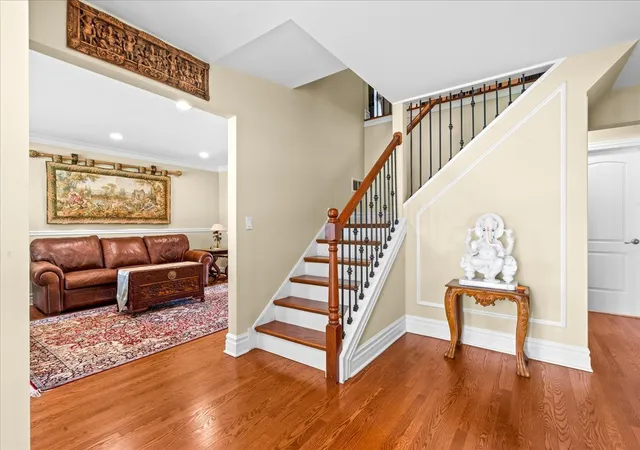 Homes for sale in Highland Park, IL | 2925 Parkside Dr, Highland Park, IL 60035 | MLS# 12685702