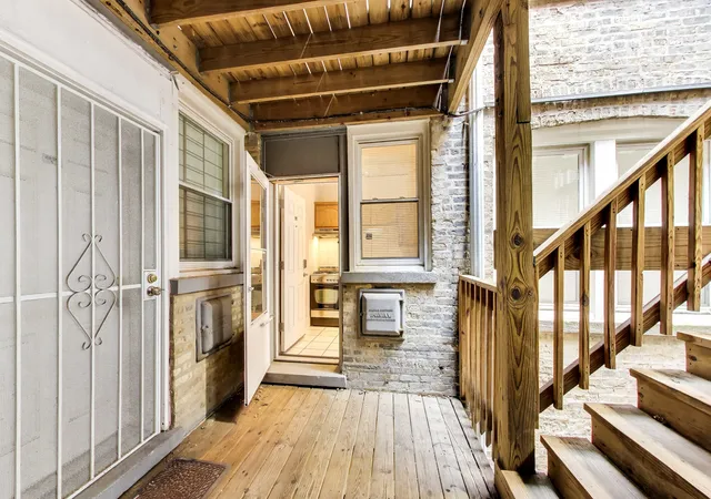 2nd image of 4857 W Roscoe St, Chicago, IL 60641