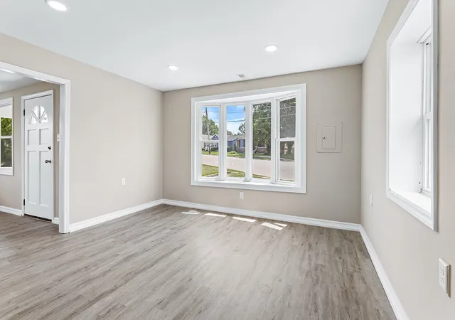 Homes for sale in Lemont, IL | 521 Mccarthy Rd, Lemont, IL 60439 | MLS# 12685724