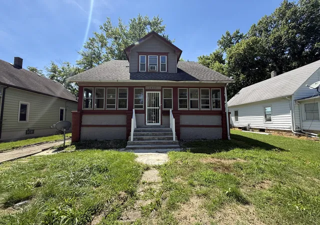 Homes for sale in Kankakee, IL | 1355 S 7th Ave, Kankakee, IL 60901 | MLS# 12685747