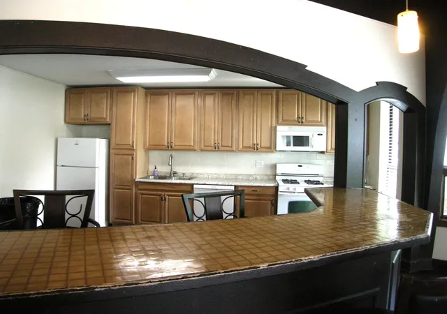 Homes for sale in Arlington Heights, IL | 1216 S New Wilke Rd #406, Arlington Heights, IL 60005 | MLS# 12685804