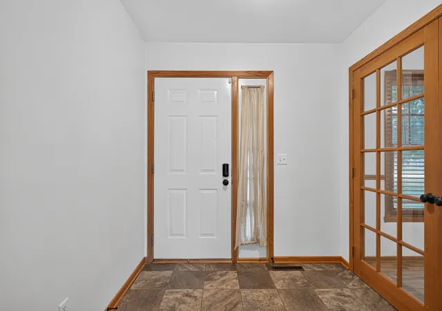 Homes for sale in Machesney Park, IL | 8448 Centaur Dr, Machesney Park, IL 61115 | MLS# 12685829