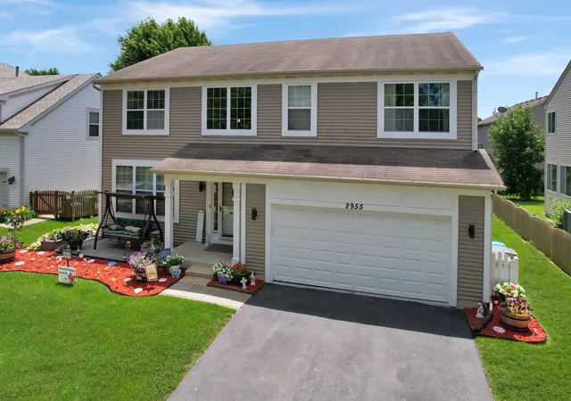 Homes for sale in Montgomery, IL | 2955 Shetland Ln, Montgomery, IL 60538 | MLS# 12685850
