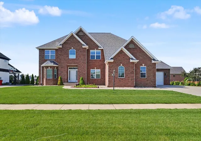 Photo 1 of Single family home for sale at 609 Carrera Dr, Savoy, IL 61874 | MLS# 12685896 | Listing updated on 2026-07-19