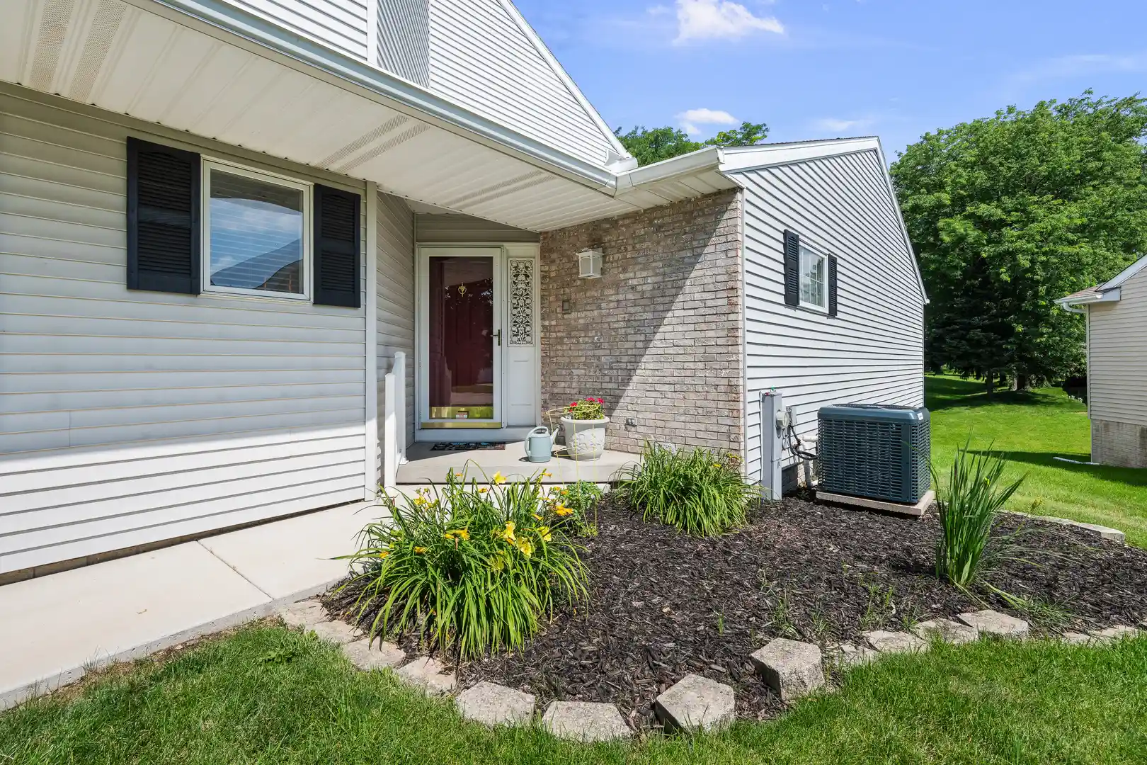 Listing Photo 1 - Condo for sale in 3968 Prairie Ln located at 3968 Prairie Ln, Bettendorf, IA 52722 - Unit 3968 Prairie Ln