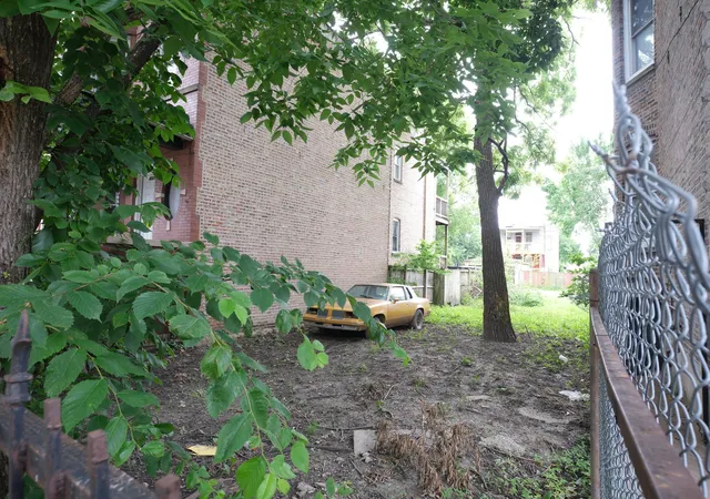 Photo 2 of Land for sale at 4037 W Wilcox St, Chicago, IL 60624 | MLS# 12685940 | Listing updated on 2026-09-15