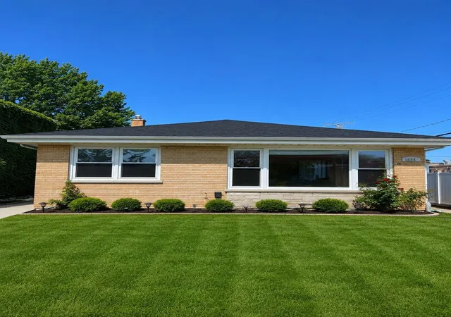 1st image of 8344 Kedvale Ave, Skokie, IL 60076 | MLS# 12685957