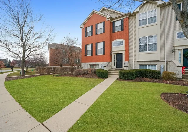 Photo 2 of Condo for sale at 760 Lambert Ln #96-1, Bartlett, IL 60103 | MLS# 12685995 | Listing updated on 2026-09-15