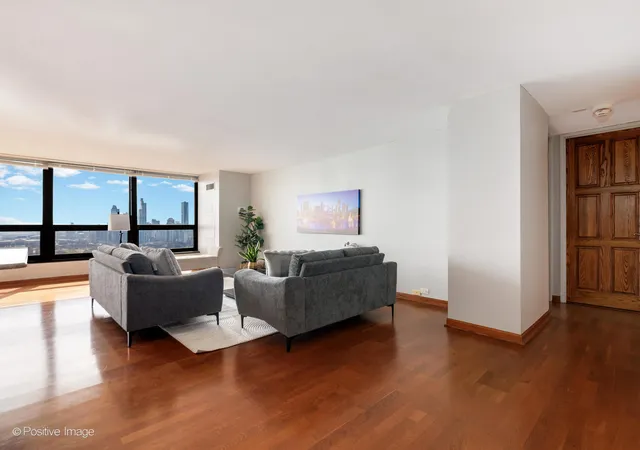 3rd image of 360 E Randolph St #3902, Chicago, IL 60601 | MLS# 12686086