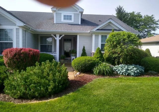 Photo 2 of Single family home for sale at 13189 W Essex Ln, Huntley, IL 60142 | MLS# 12686177 | Listing updated on 2026-09-14