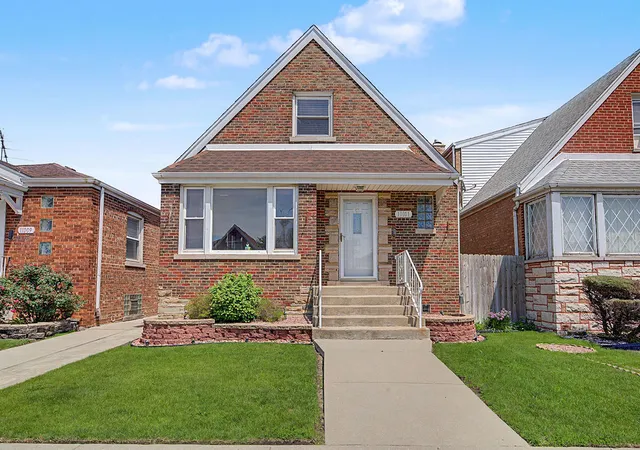 Photo 1 of Single family home for sale at 11011 S Ave L, Chicago, IL 60617 | MLS# 12686187 | Listing updated on 2026-09-15
